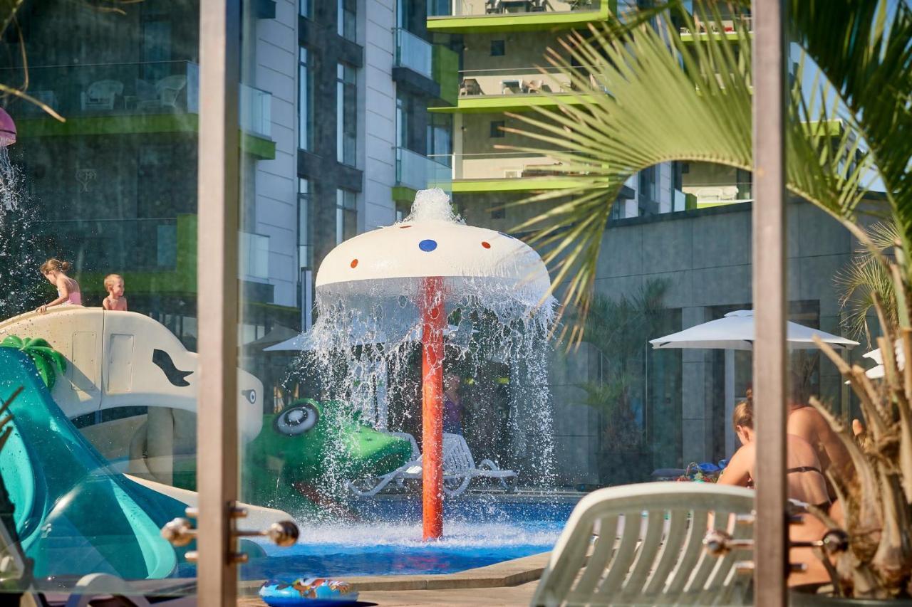 Sunshine Place Pool & Mamaia Nord Năvodari