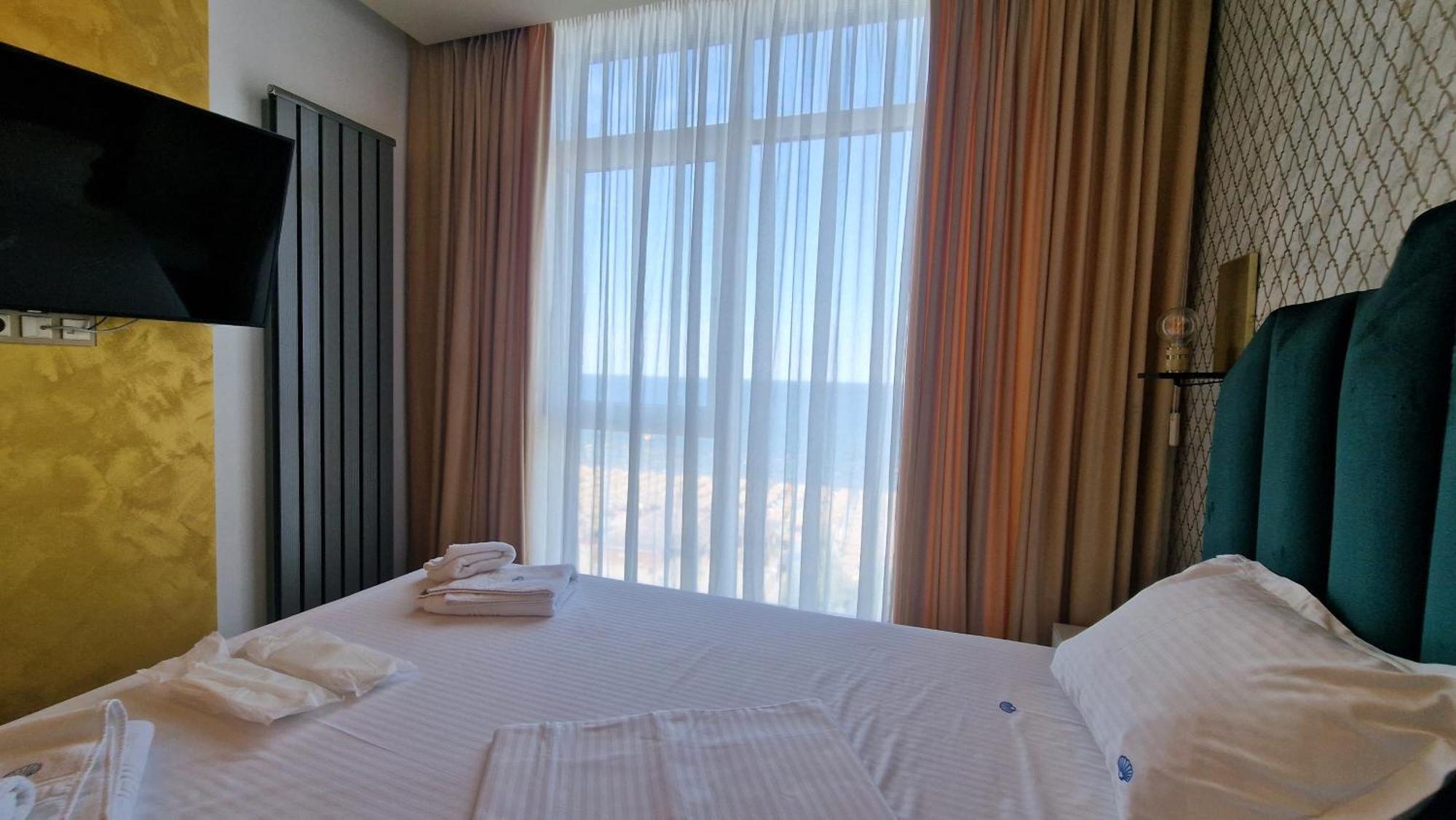 Sunshine Place Alezzi Apartament Năvodari